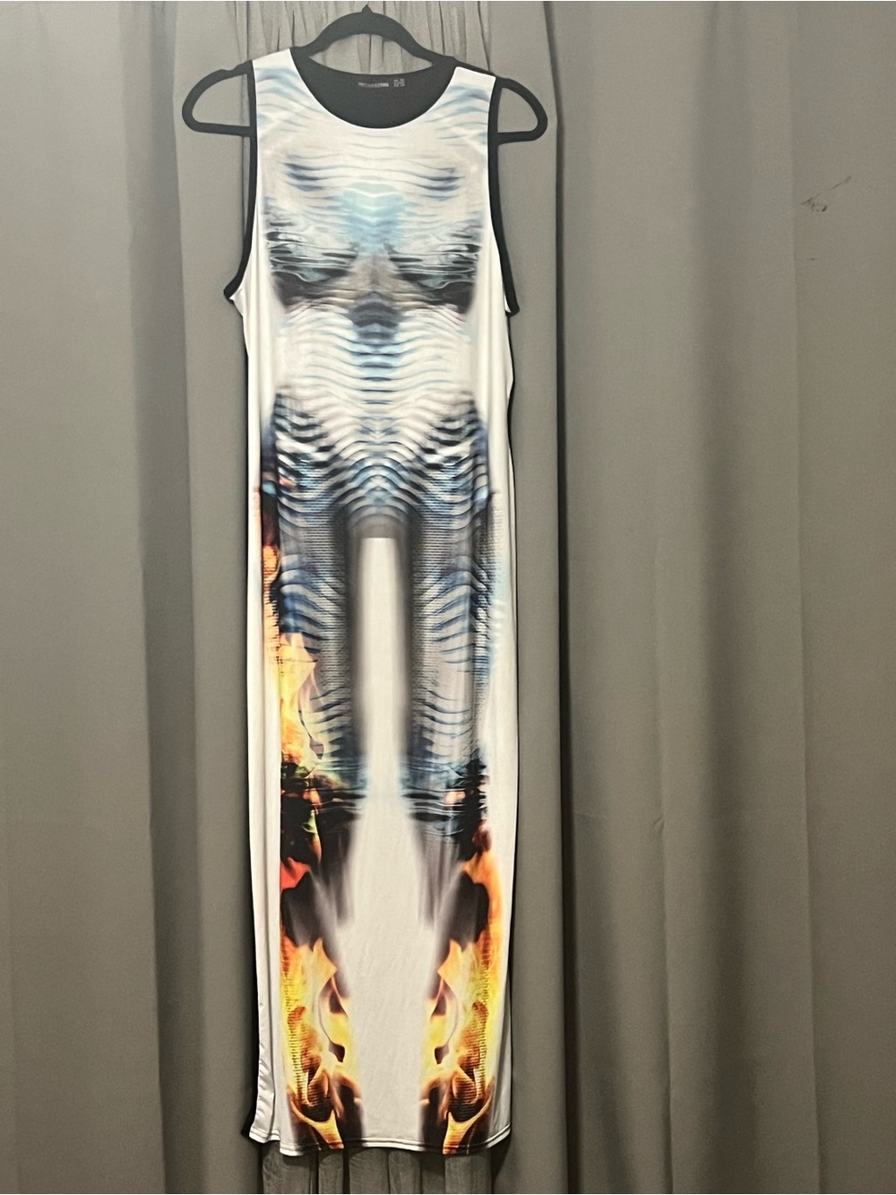 PrettyLittleThing Size 16 Abstract Graphic Sleeveless Maxi Dress NWT